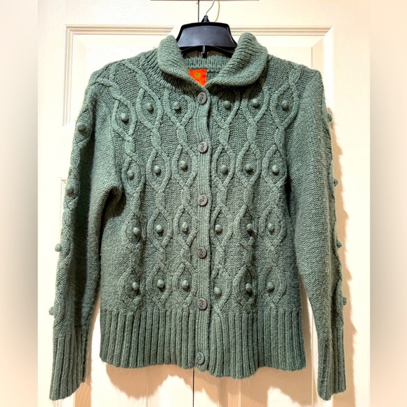 Hearts of palm soft sage Green Cable Knit Sweater with ball dots Size Small GUC - Picture 2 of 14